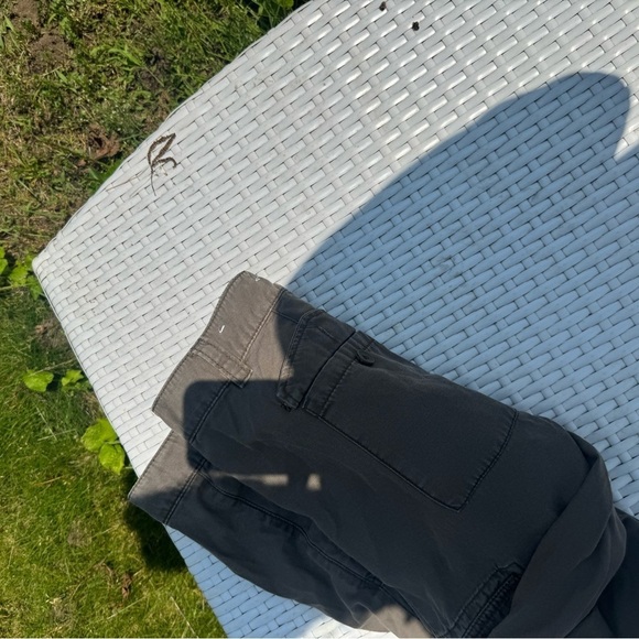 Loft size 4 green cargo Pants - Picture 4 of 4